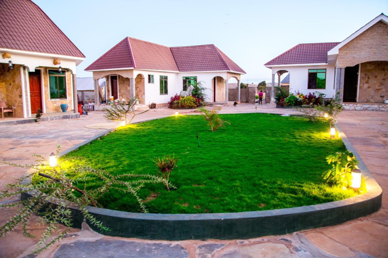 Asmorein Hotel Babati Exterior foto